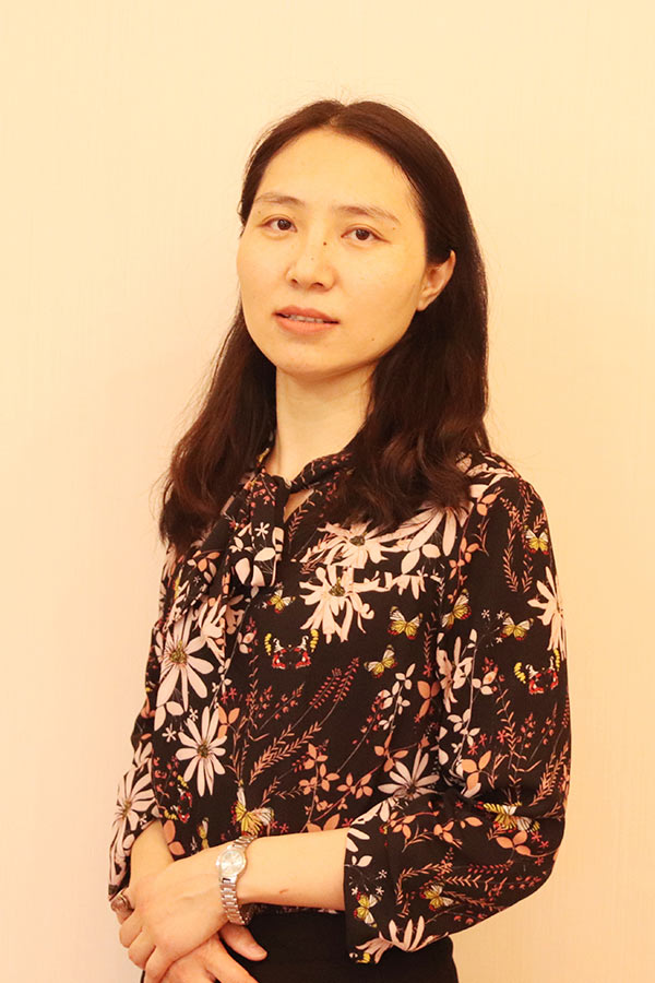 渭城王晓娜 研究生学历,毕业于华南师范大学