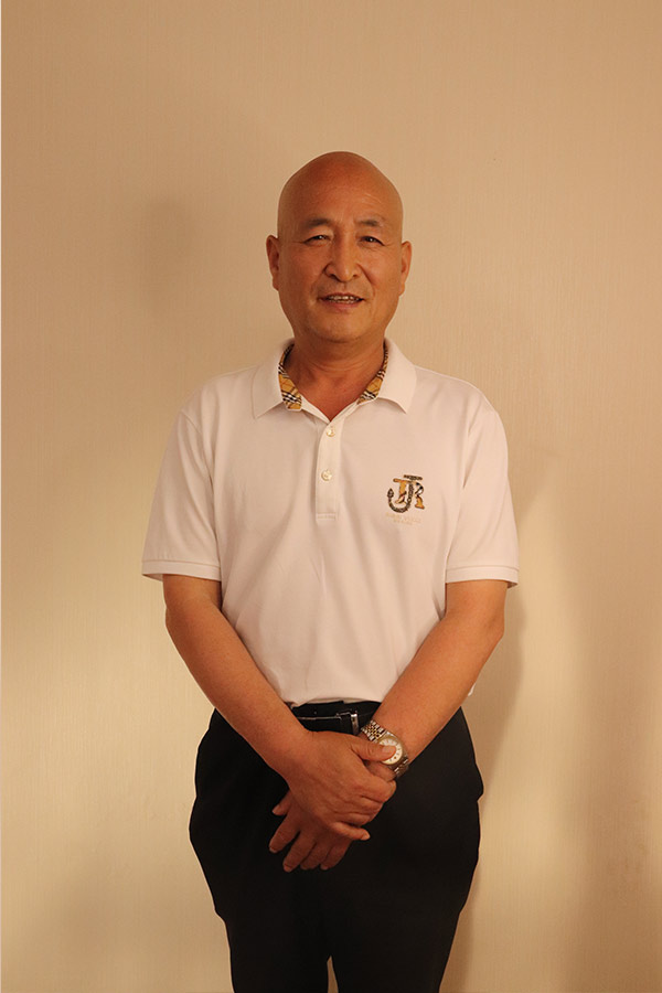渭城杨养民 本科学历，毕业于陕西师范大学